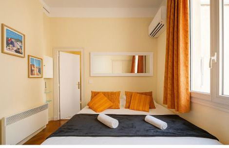 Studio chic à 200 m du Palais des Festivals, au cœur du shopping Cannois - Photo 1