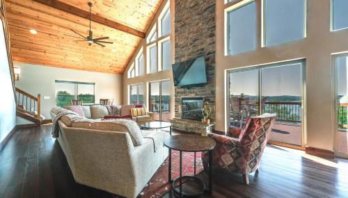 Luxe Table Rock Lake Vacation Rental with Hot Tub! - Foto 4