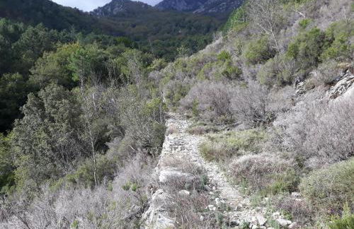 JOLIE VILLA dans un endroit paisible, à 3 mn de la Mer et de la Montagne - Foto 9