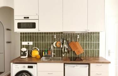 Eiffel Tower 6-Min Walk Charming Studio 3 sleeper - Foto 45