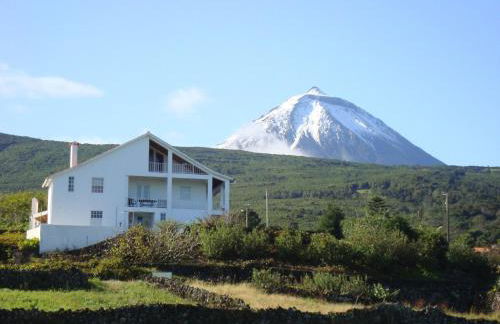 Casa Do Canto # PICO HOLIDAY RENTALS - Photo 2