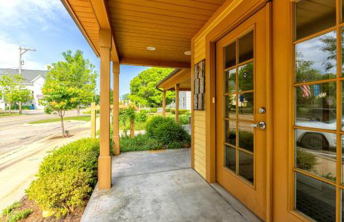 Pebble Hideaway-downtown Douglas and close to beach! - Foto 7