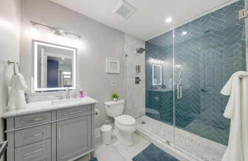 3 Mi to Hard Rock Stadium Retreat with Private Yard - Photo 18