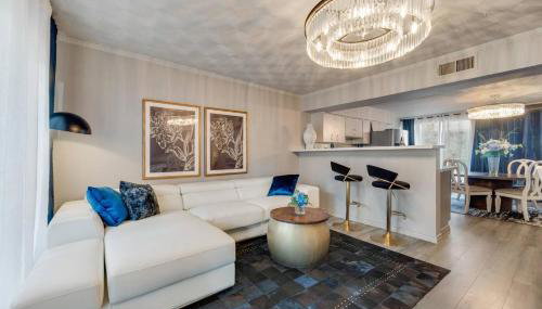 Dallas Retreat Pool & California-Inspired Design - Foto 1