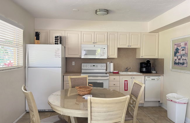 Tropical Villas of Venice Beach - Foto 37