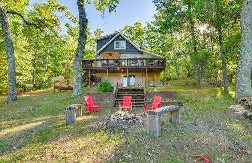 Lake Access and Dock Remote Mio-Area Cottage - Foto 1