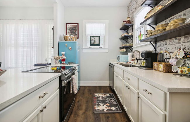 Patty's Place - Photo 7