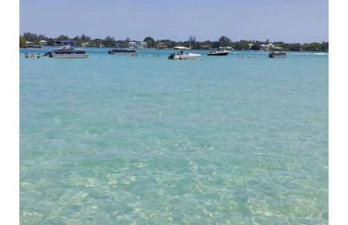 CANAL FRONT! Bring or rent a boat, near AMI/IMG. - Foto 39