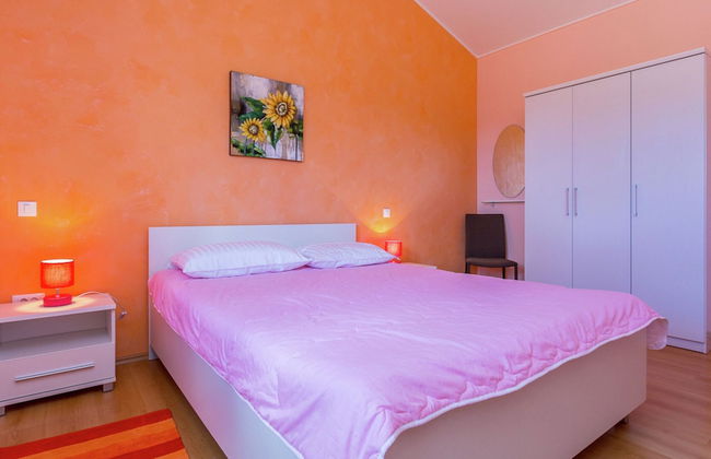 Villa in Kma?i?i With Private Pool - Foto 7