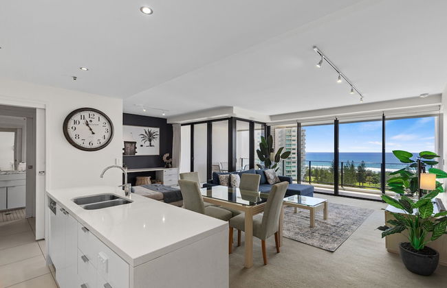 Ultra Broadbeach - Photo 63