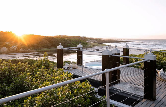 Kennedy's Beach Villa - Photo 36