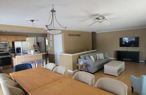 120 Creel Home away from Home for 22 at the Lake - Foto 12