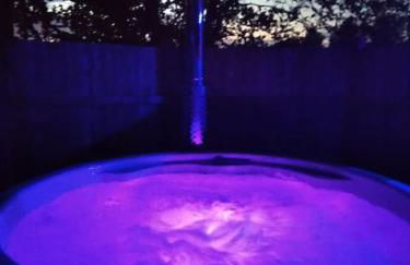 Bishy Barnabees country lodge with hot tub - Foto 13