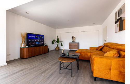 Design Apartment zentral für 6 in Andernach: Ausblick, WiFi, Küche - Foto 6