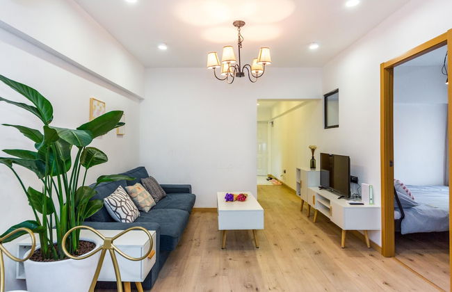 Henry's Apartment South Maoming Road - Photo 13