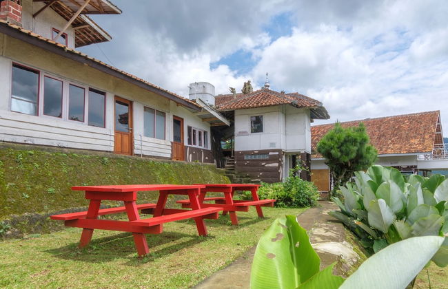 Hilltop Camp Lembang by TwoSpaces - Photo 39