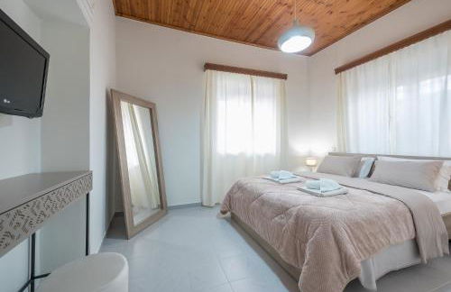 In the center of Messolonghi - Photo 77