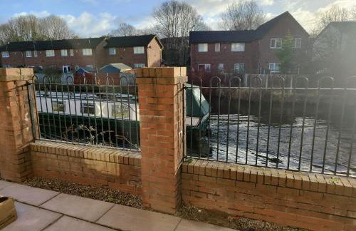 New 2 Bedroom Appartment In Manchester - Stretford - Old Trafford Close to Football-Cricket Ground & City Centre - Foto 33