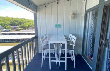 B Lakefront! Remodeled, Boat Slip, Patio Views, Pool, Boat Ramp, WIFI - Foto 31