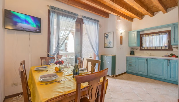 Azzurro Apartment in Peschiera del Garda - Foto 4, Habitación