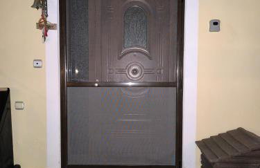 HoneyHouse - Photo 13