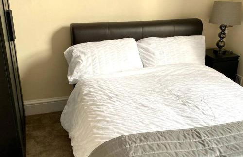 Eden Stay 5 Bedroom House - Foto 17