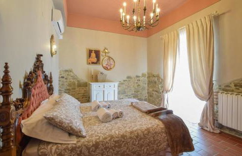 Lovely Apartment In Civitella Benazzone - Foto 9