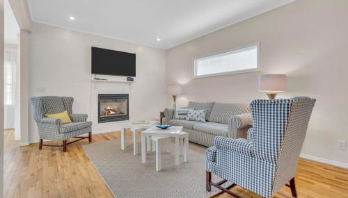 Bayview Coastal Home - Steps to Shore & Free Parking - Foto 4