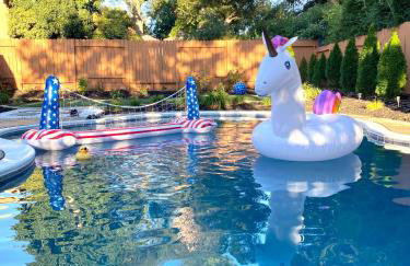 NEW cozy beautiful house with pool and hot tub - Foto 27