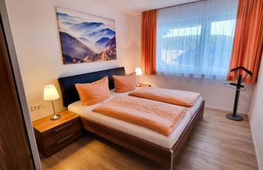 "Schwarzwaldblick" Ferienwohnung 2-4 Pers 65qm, schöne ruhige Südhanglage mit herrl Aussicht - Foto 3