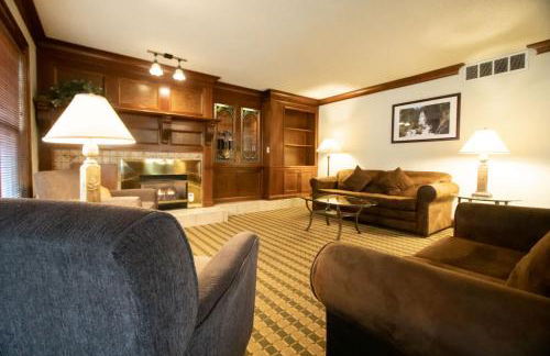 Steamboat Condo at Sunburst Resort close to Skiing Dining and more (SR) - Foto 2