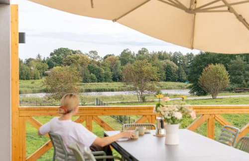 Rumiane pola - stodoła na Mazurach z widokiem na jezioro - Foto 24