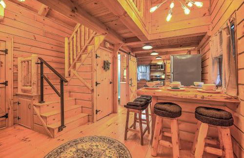 Stargazer Luxury Cabin with Hot Tub and Pet Friendly - Foto 16