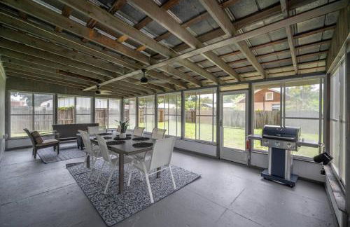 Contemporary Oaks | Heated Pool + Screened Lanai - Foto 36