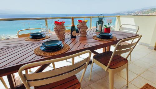 Luxury Apartment - Photo 4