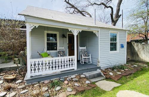 Comal Inn - Photo 32