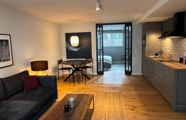 Neue 2 Zimmer Wohnung im Grünen mit Terrasse und Platz - Foto 1