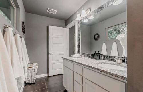 Austin Retreat Hot Tub and Relaxing Patio - Foto 53