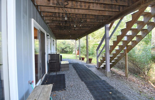 Serendipity - Large 5BR With a Hot Tub - Photo 37