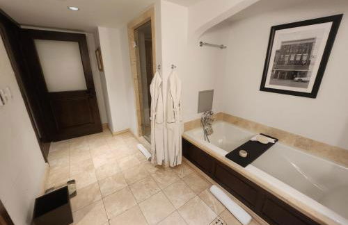 Luxury Residence at a 5 Star Hotel at the Heart of Mountain Village - Telluride - Foto 25