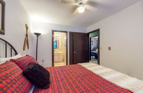 Briar's Hideaway - Photo 13