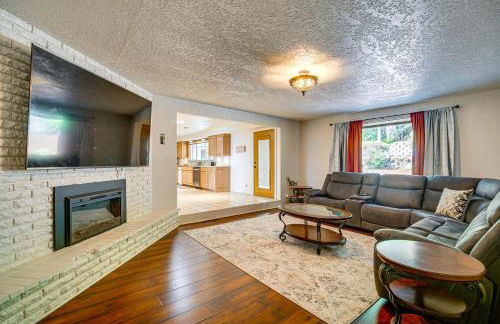 4 Mi to River Umpqua Valley Villa with Fire Pit! - Foto 5