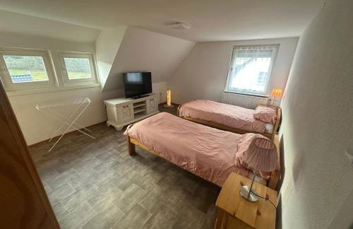 Ferienwohnung - Monteurzimmer am Aartalssee Bischoffen - Photo 15