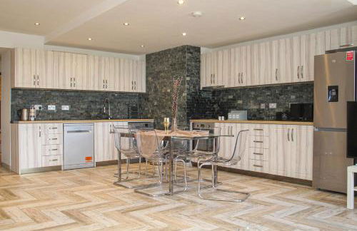 Lavish 2 bed sleeps 5 near Lanark - Photo 30