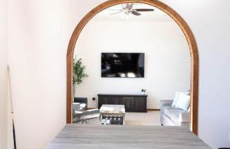 Villager Loft Pool Table & Dining Discounts - Foto 10