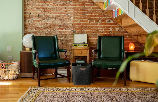 Wyatt's Saloon Guest House 2 - Photo 3