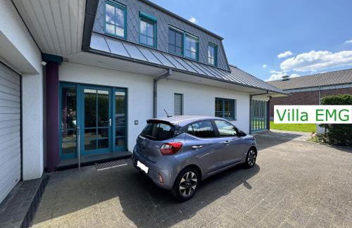 Ferienhaus Villa EMG Gelsenkirchen nah Essen Dortmund mit Pool und Garten für Familien Gruppen bis 21 Personen - Foto 48