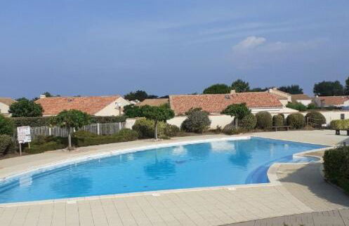 House in private residence , beach and pool access - Photo 5