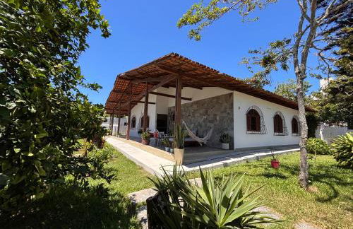 Casa da Vila, charmosa e espaçosa, fica a 150 metros da praia das castanheiras - Foto 3