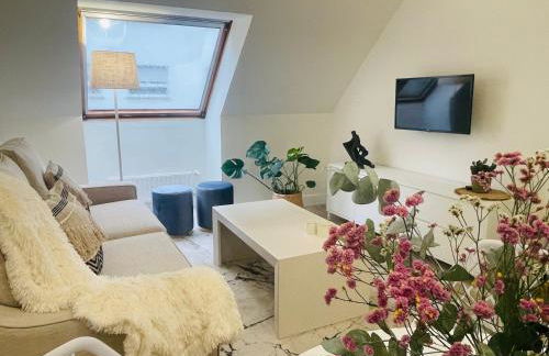 Gonzalez del Valle - Foto 3